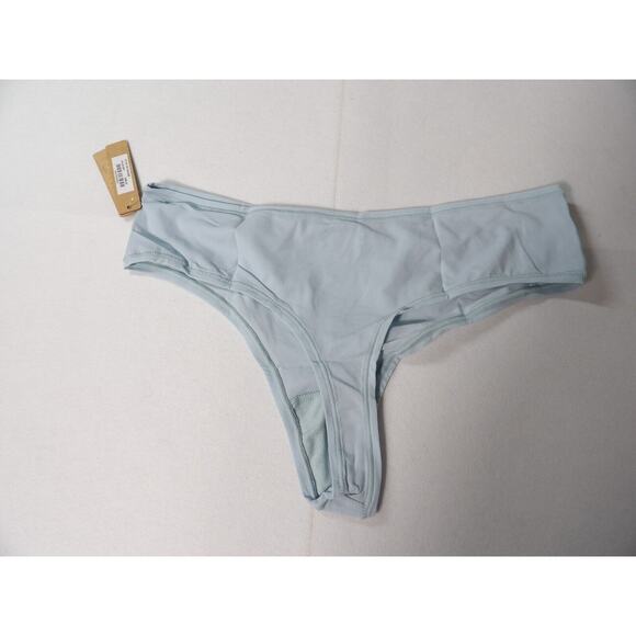 Skims 3X Thong Sky Light Blue Fits Everybody PN-THG-2028 Panties NWT - Picture 3 of 5